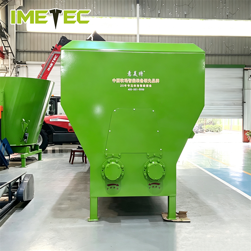 Factory 5-36 Cbm Customizable Horizontal Stationary TMR Feed Processing Mixer 5ton/h Easy Operate for Farm Livestock Animal